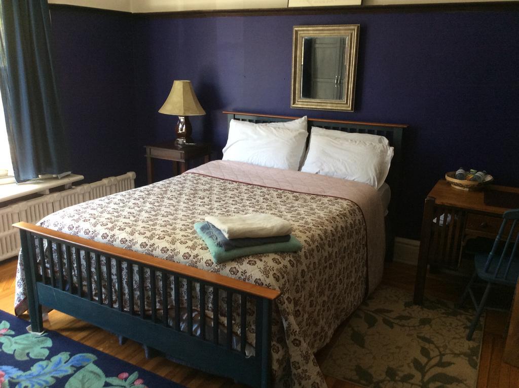 Elliott House Bed & Breakfast Toronto Værelse billede